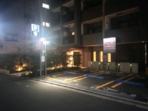 コインパーク 新宿1丁目第5 の写真 1