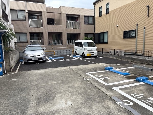 プラスパークス新宿中里町第2 の写真 2
