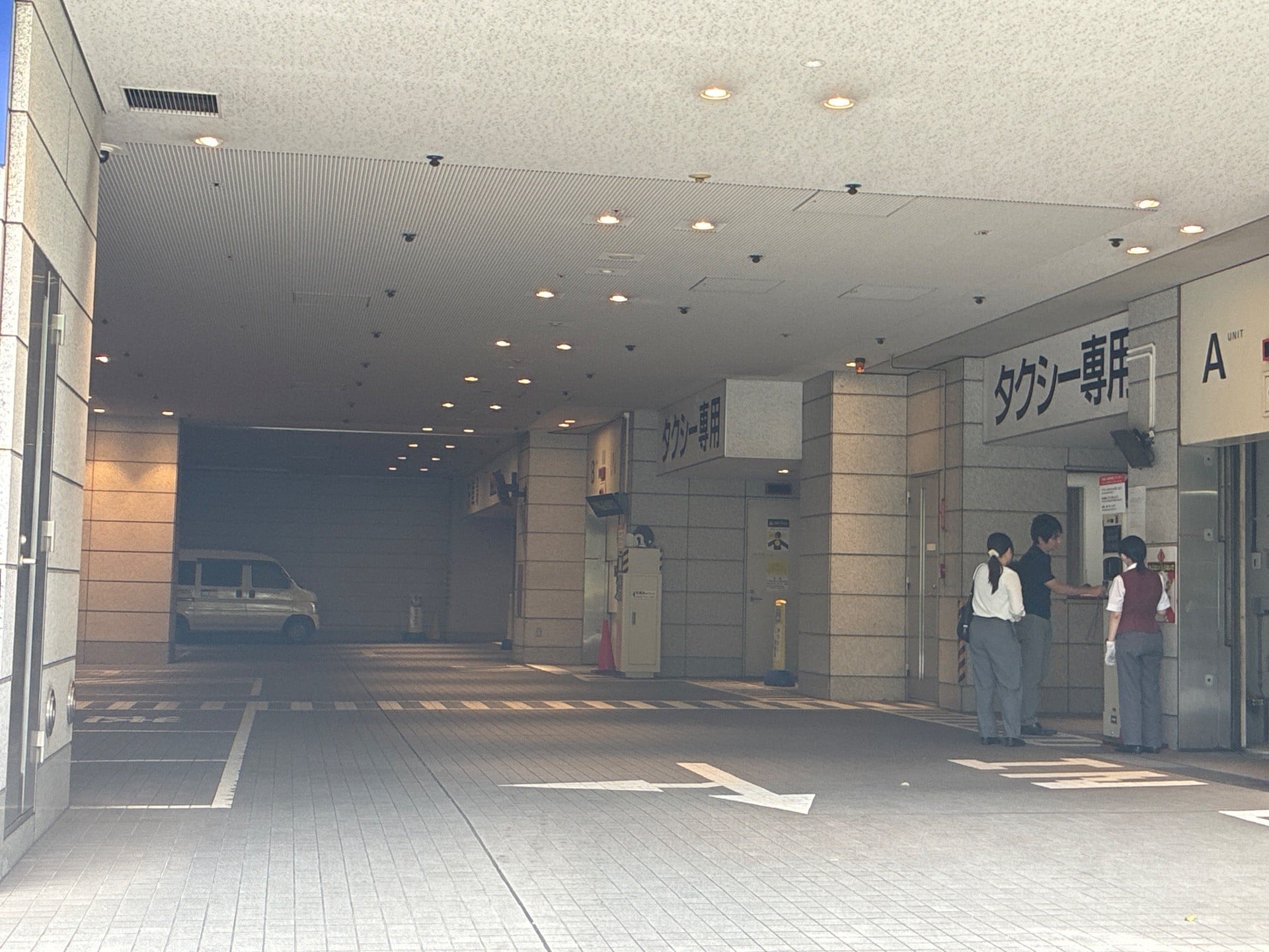 愛宕MORIタワー駐車場 の写真 2