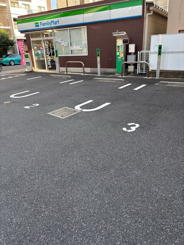 パラカファミリーマート西浅草三丁目 の写真 1