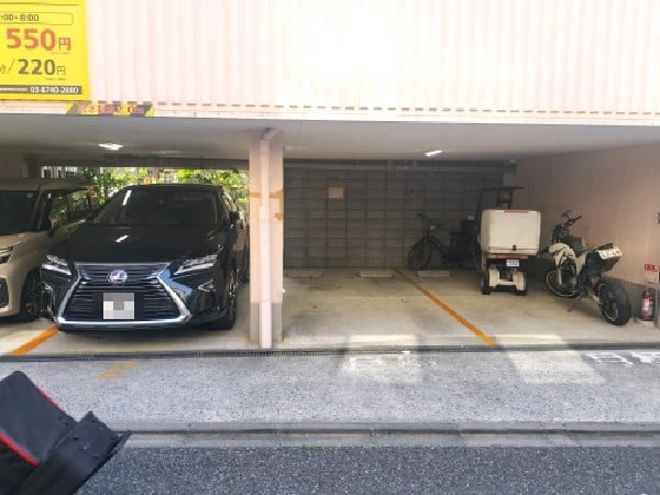 メトロパーク新宿六丁目 の写真 2