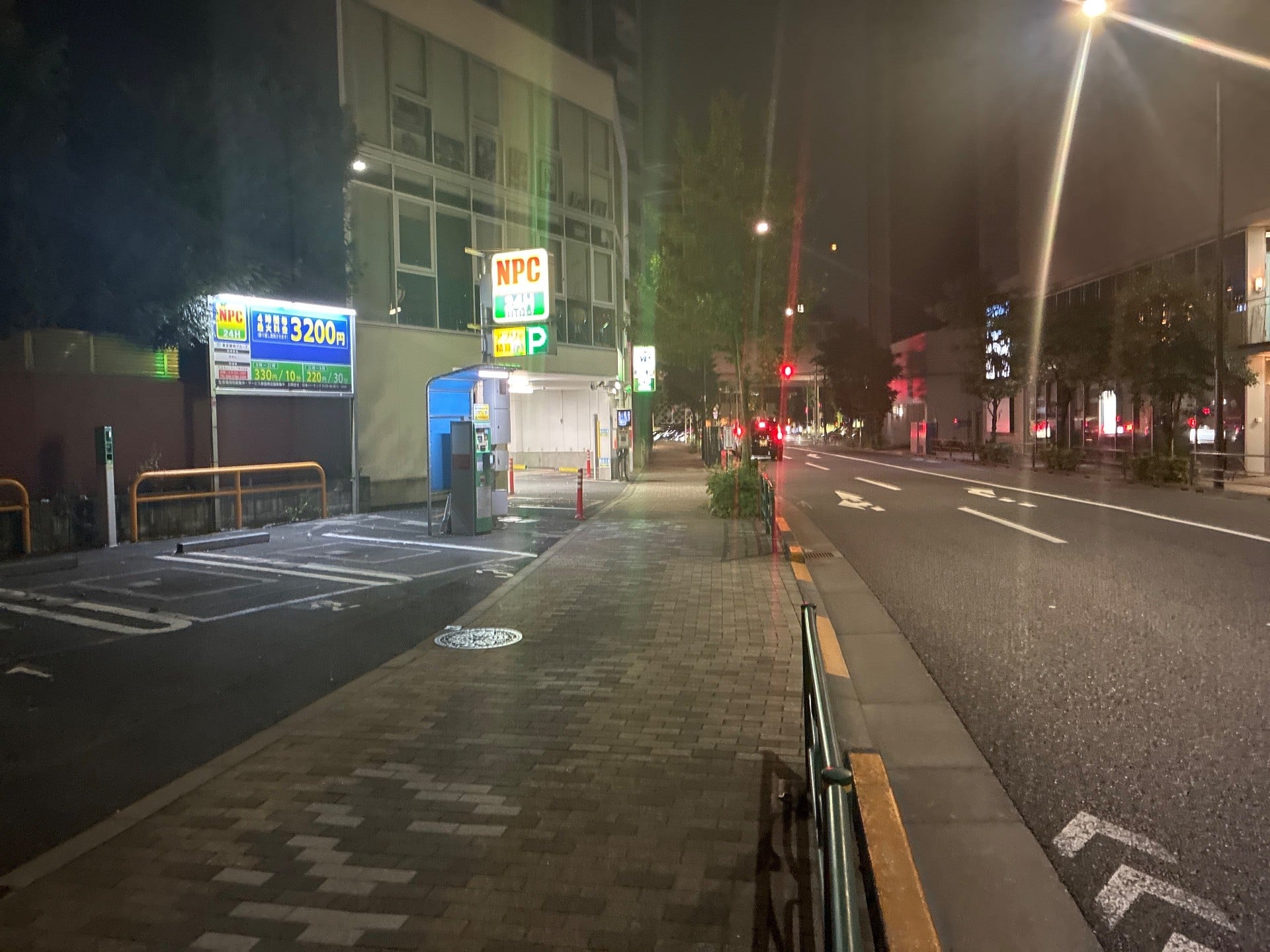 NPC24H南青山パーキング の写真 1