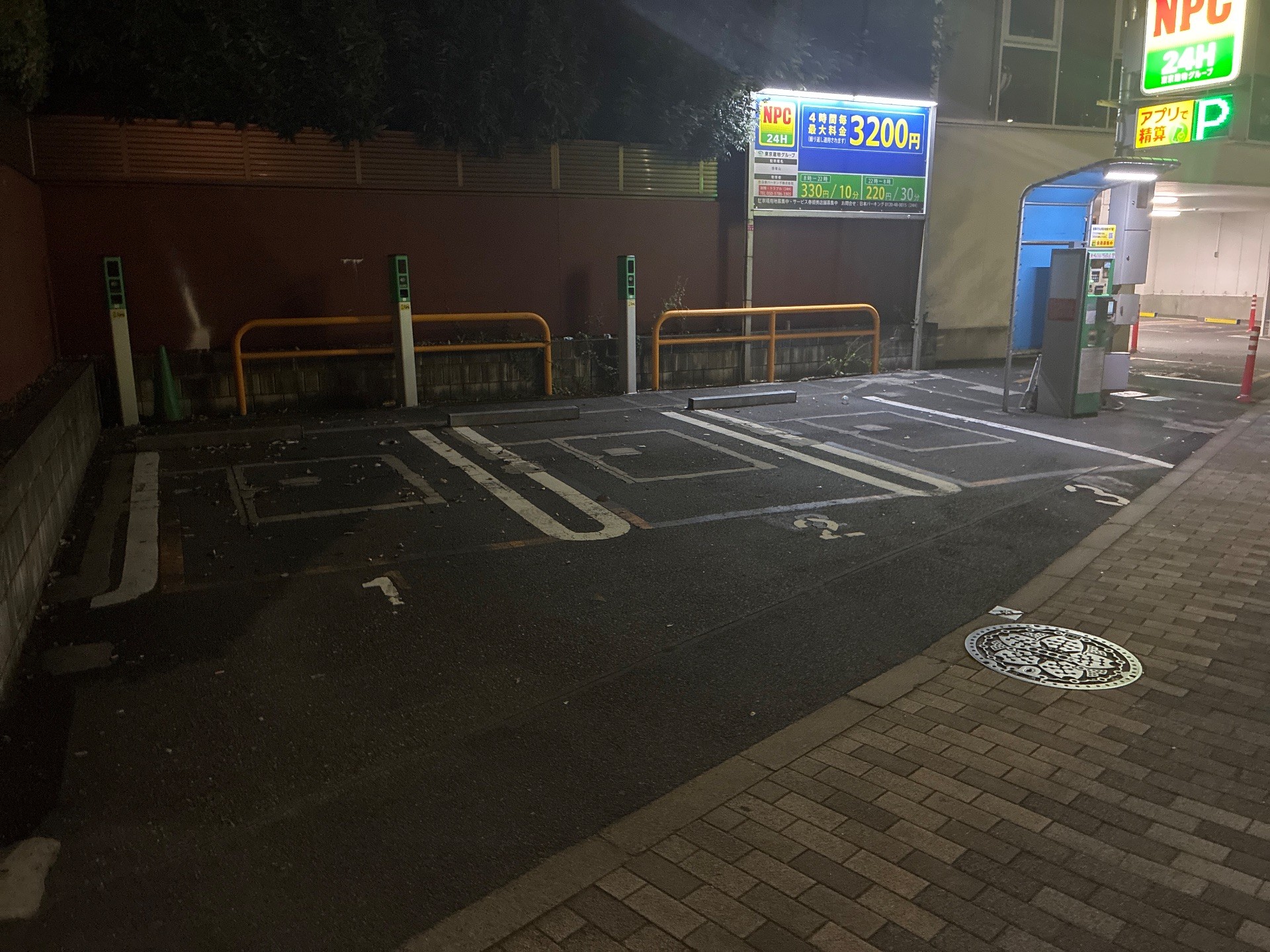 NPC24H南青山パーキング の写真 2