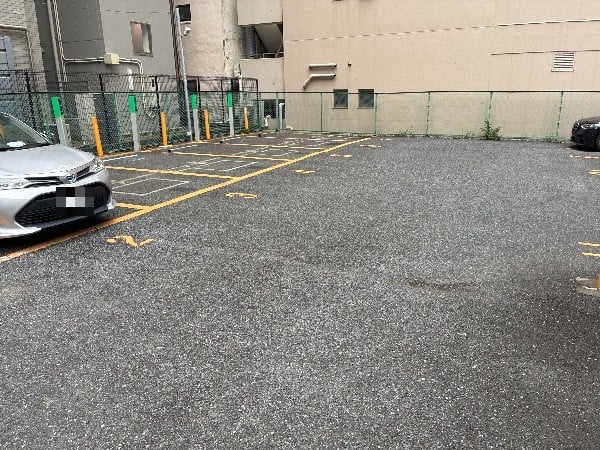 NPC24H八丁堀3丁目パーキング の写真 2