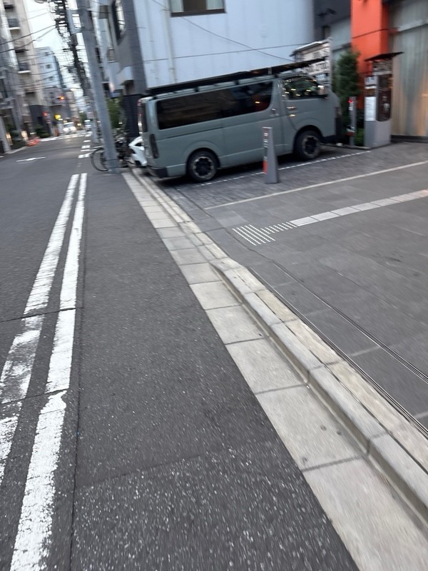 日本車庫アパホテル<浅草雷門>駐車場 の写真 1