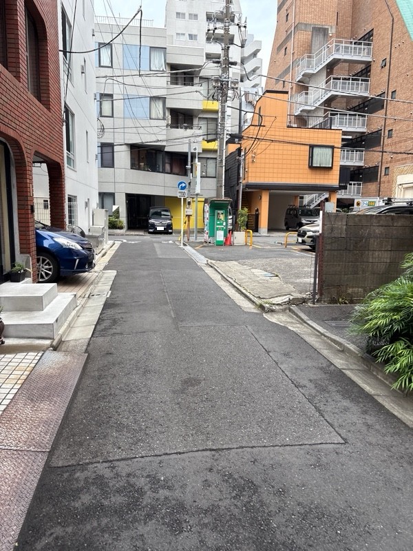 NPC24H三筋パーキング の写真 1