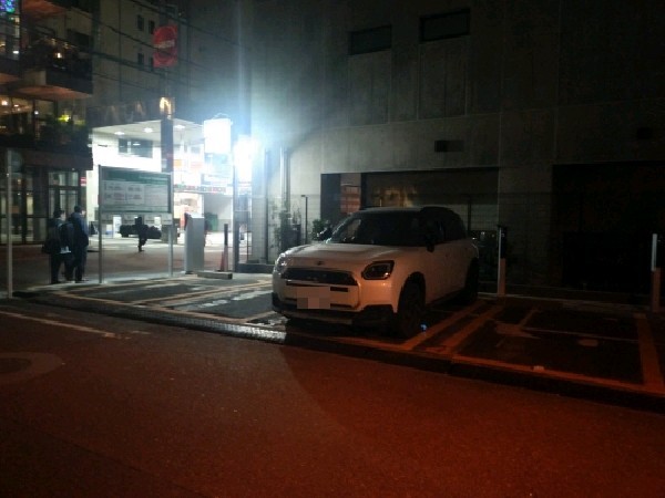 パークレポ 千代田区神田錦町 の写真 1