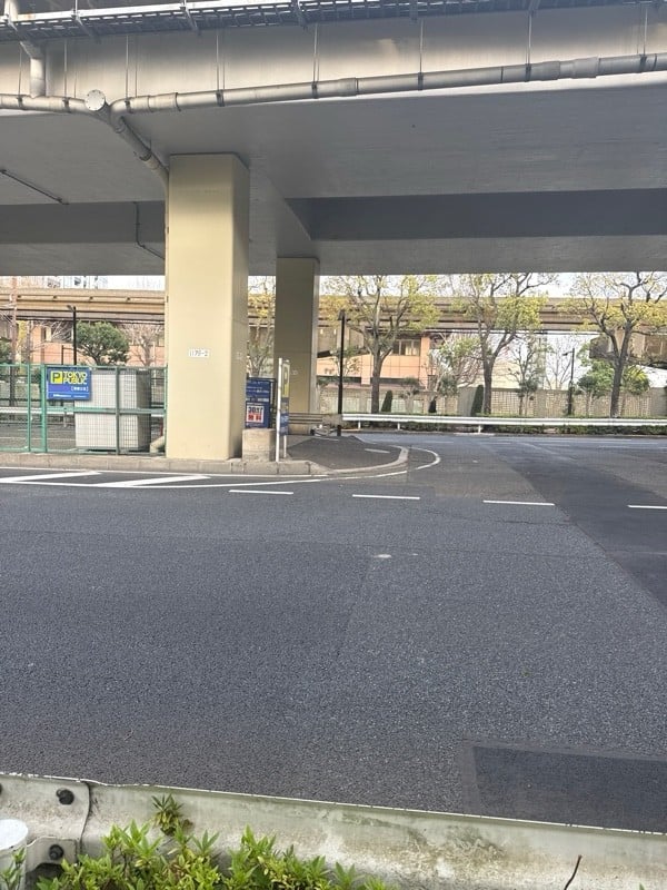TOKYO PUBLIC 港南公社駐車場 の写真 1