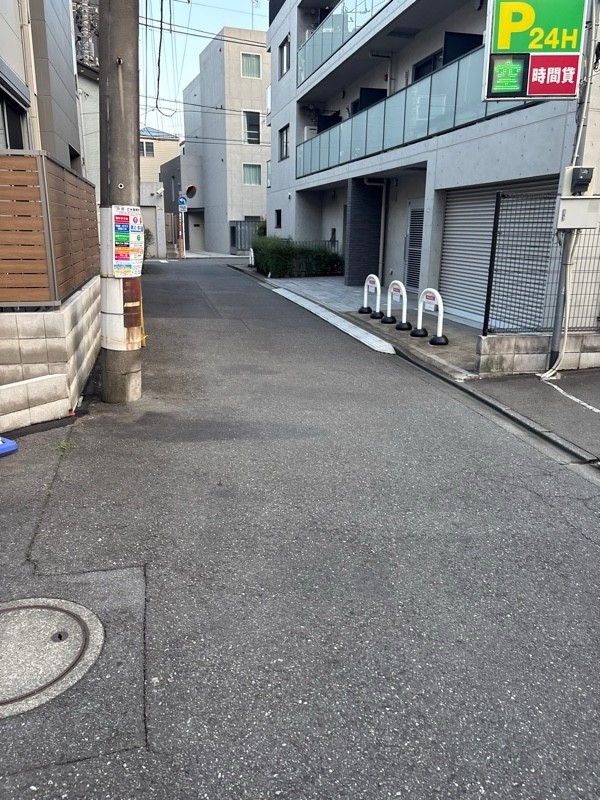 吉住ホーム第13コインパーキング の写真 1