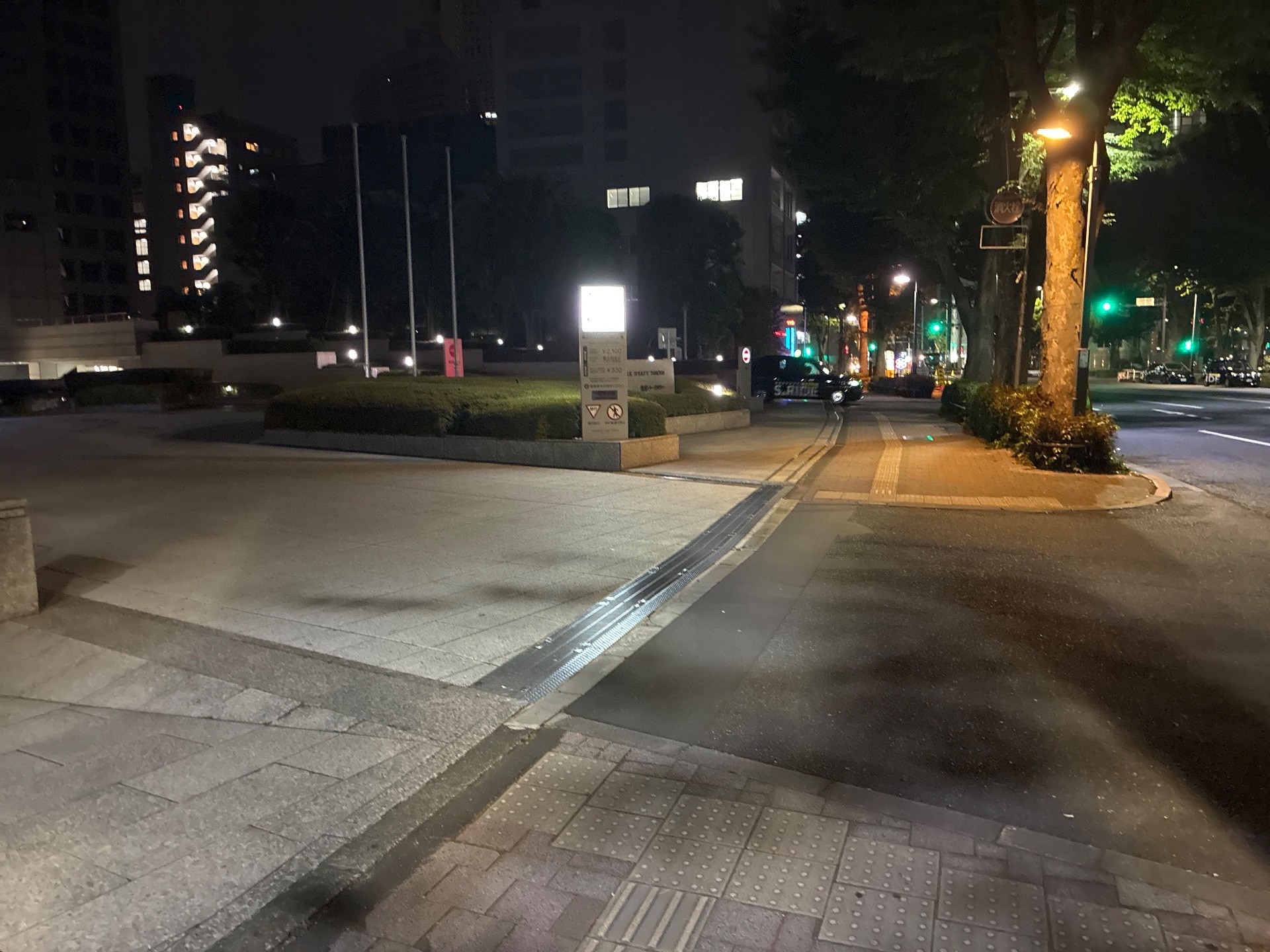 タイムズ新宿パークタワー の写真 1