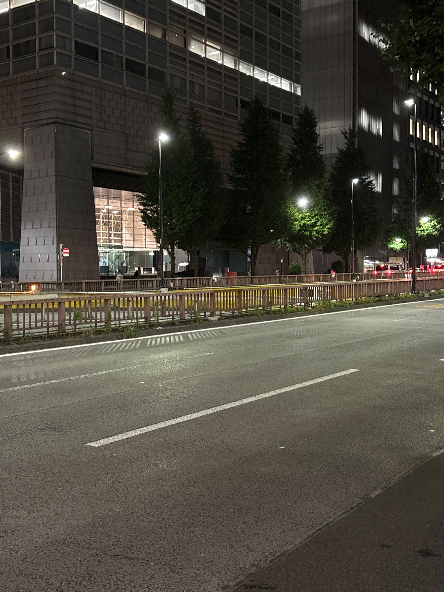 東京都道路整備保全公社 宝町駐車場 の写真 1