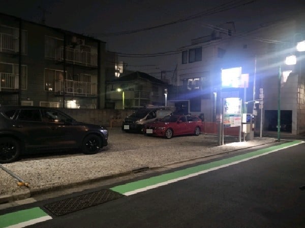 ユアー・パーキング上原第4駐車場 の写真 1