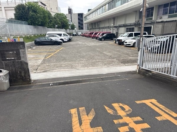 NTTル・パルク唐ヶ崎第2駐車場 の写真 2