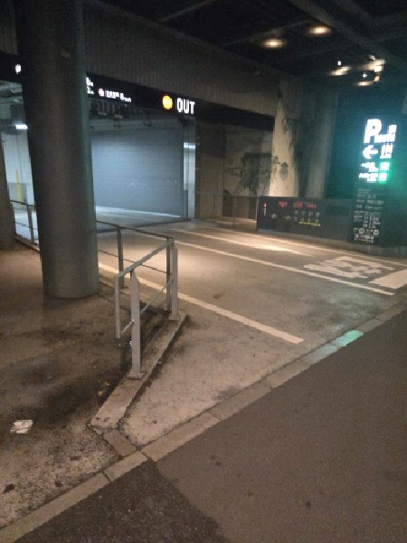 宮下公園南駐車場 の写真 1