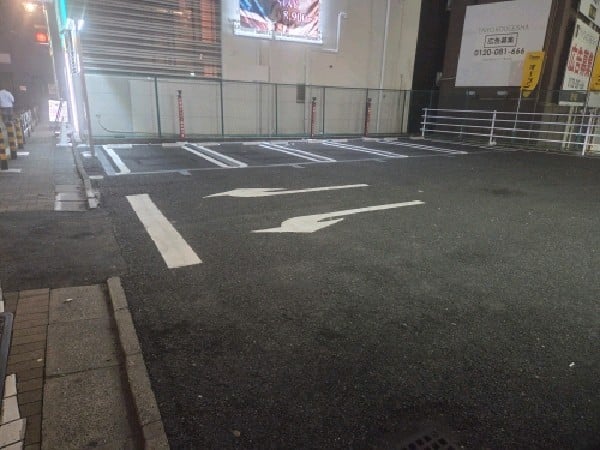 ピットデザイン道玄坂第3駐車場 の写真 2