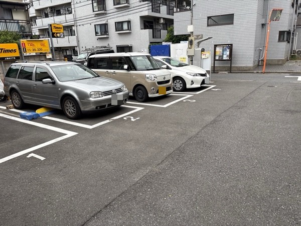 タイムズ上落合3丁目 の写真 1