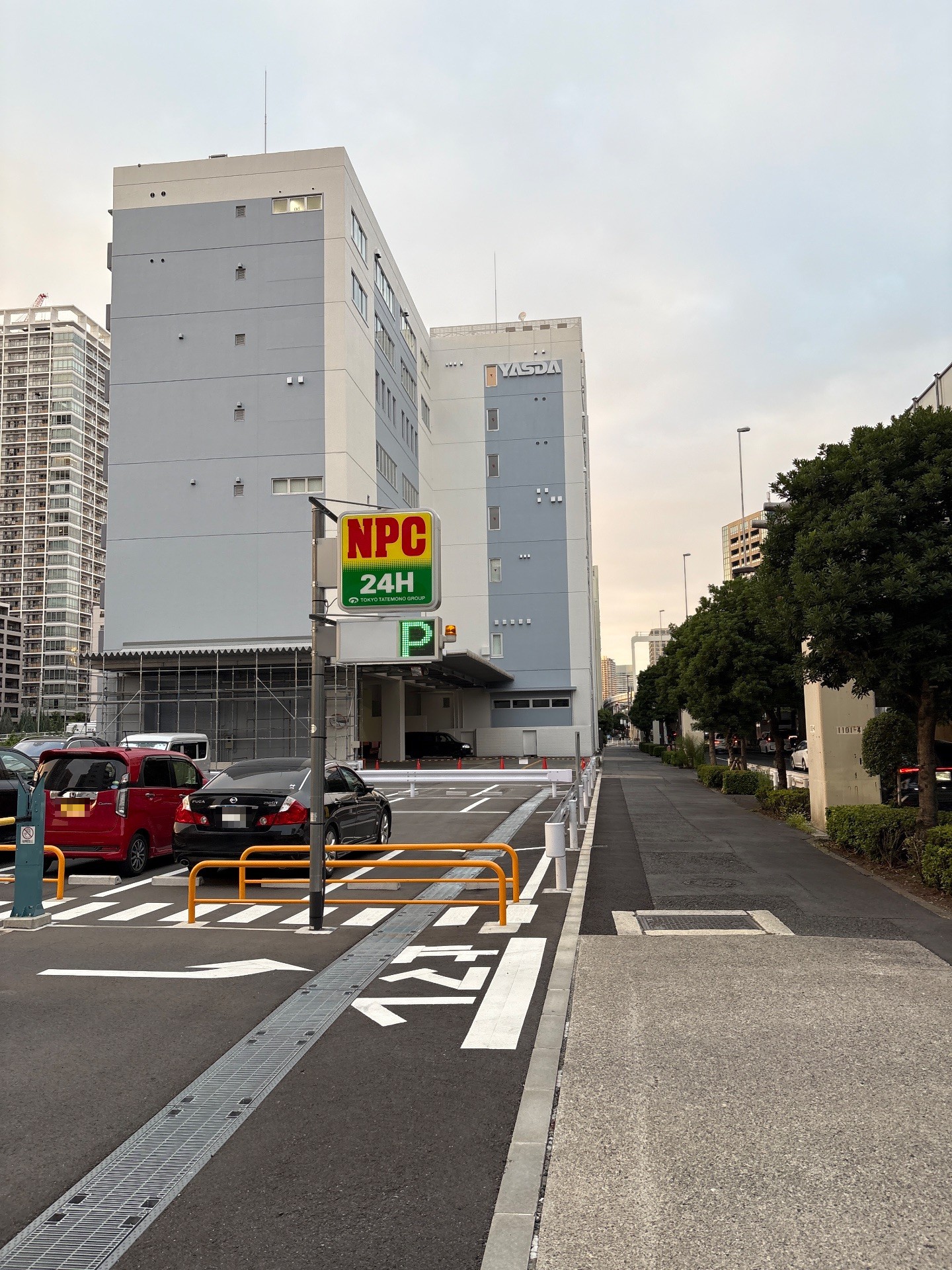 NPC24H海岸3丁目パーキング の写真 1