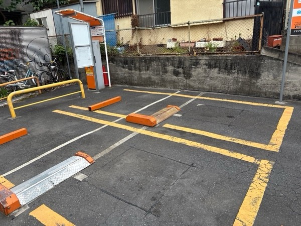 ナビパーク上高田第一駐車場 の写真 1