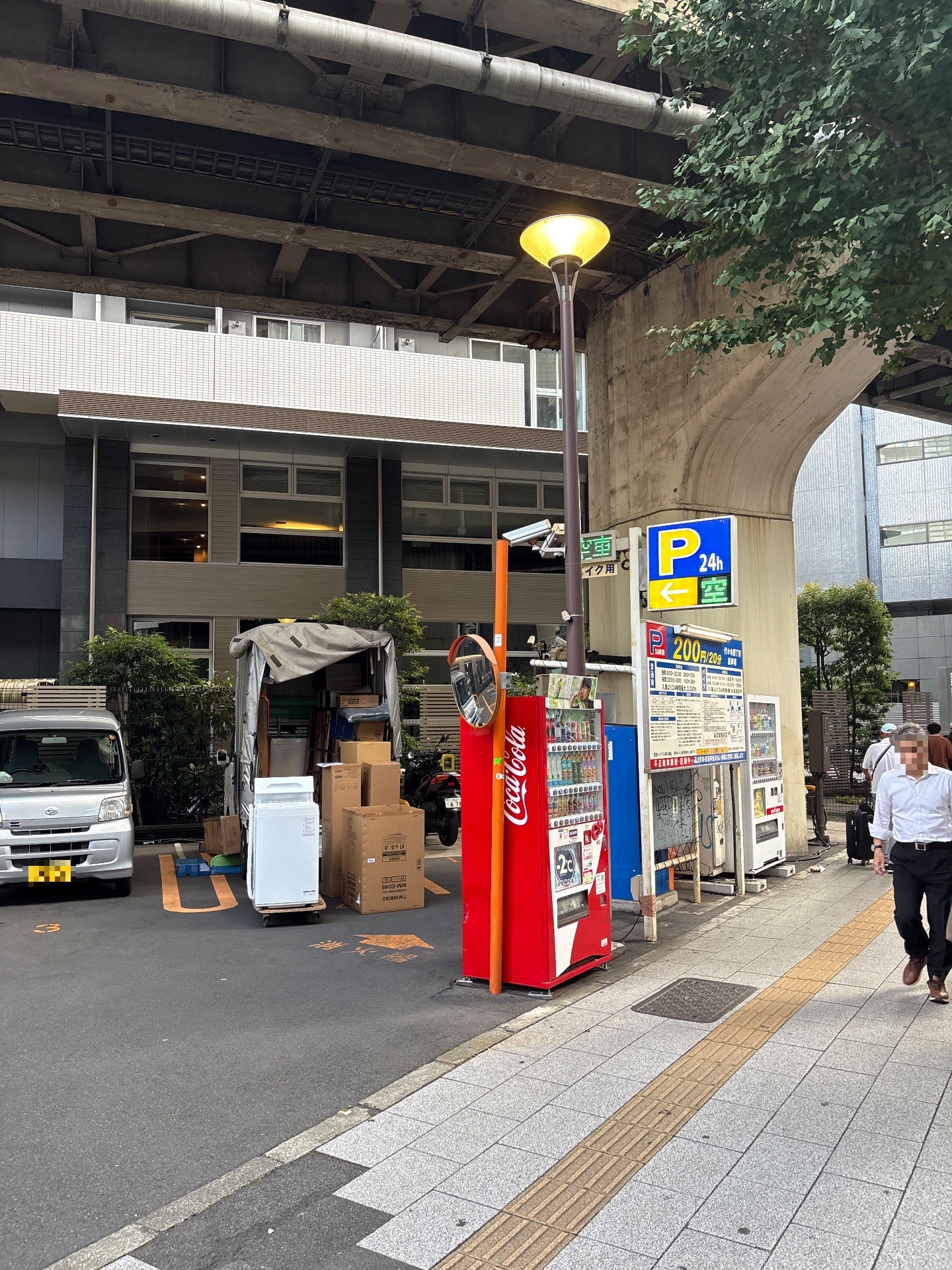 代々木四丁目駐車場 の写真 1