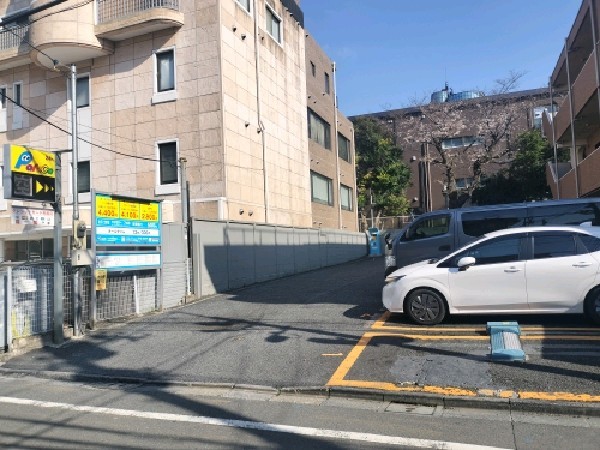 パラカ神宮前第24 の写真 1
