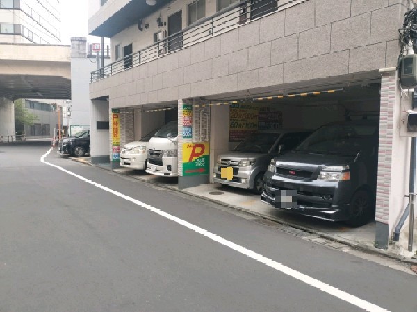 エイブルパーキング荒木町 の写真 1