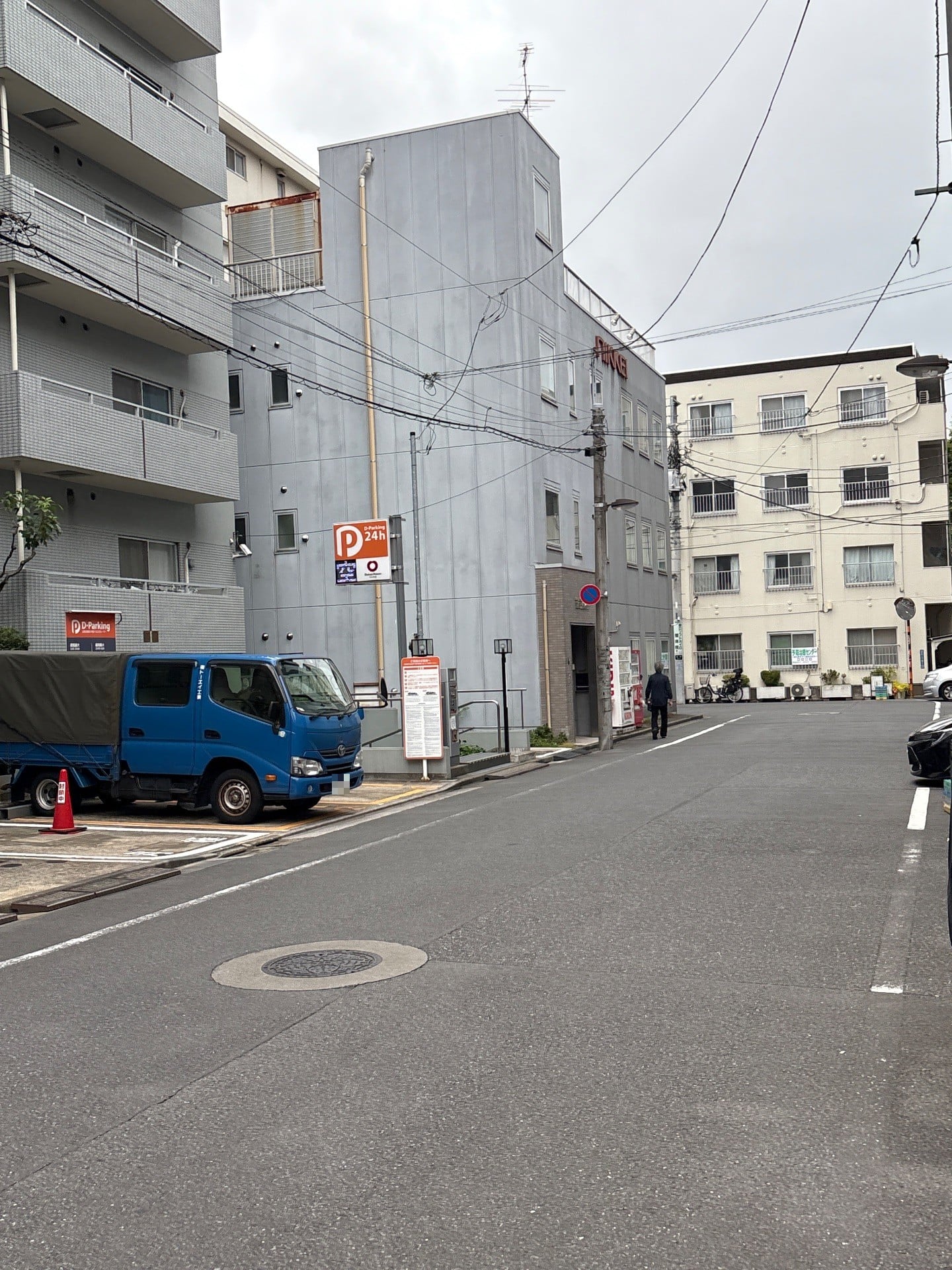 Dパーキングコスモ門前仲町 の写真 1