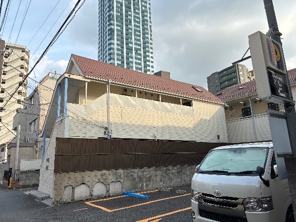 コインパーク西新宿5丁目 の写真 1