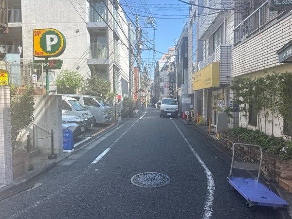 リパーク新宿河田町第4 の写真 1