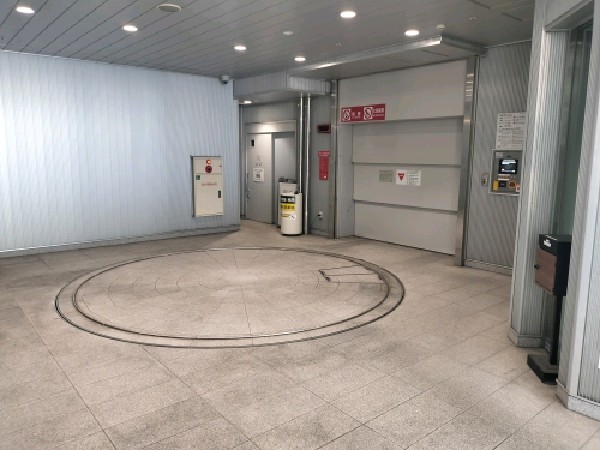 徳真会クオーツタワーご利用者様専用駐車場 の写真 2