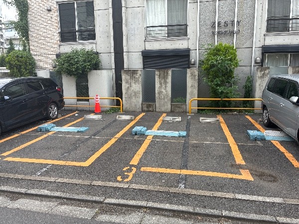 コインパーク西新宿3丁目 の写真 2