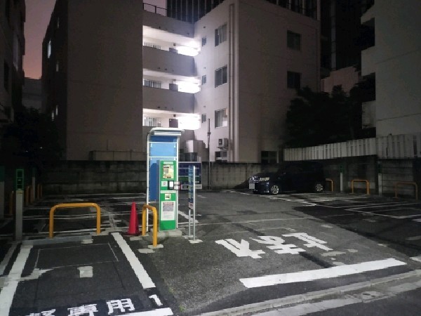 NPC24H平河町2丁目第2パーキング の写真 1