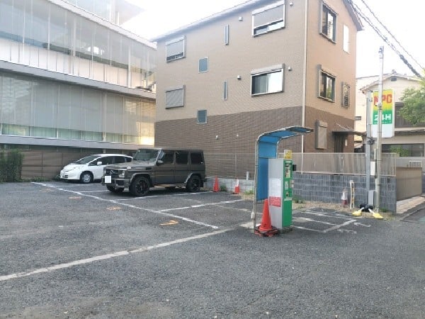NPC24H目白台1丁目パーキング の写真 1