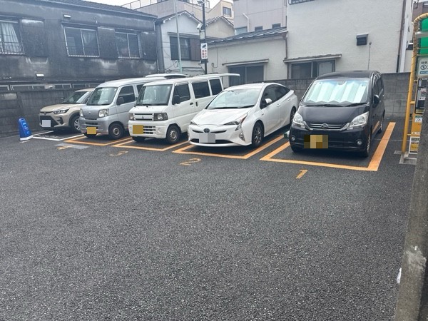 三井のリパーク 目黒本町3丁目 の写真 2