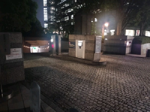 赤坂パークビル駐車場 の写真 1