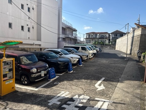 リパーク新宿7丁目第2 の写真 2