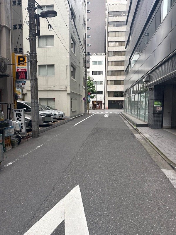 ユアー・パーキング神田紺屋町第1 の写真 1
