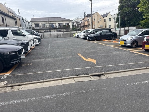 ナビパーク目黒本町第4駐車場 の写真 2