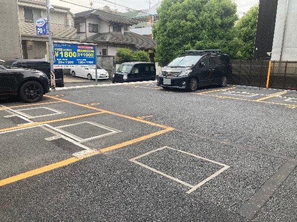 トラストパーク富ヶ谷2丁目 の写真 2
