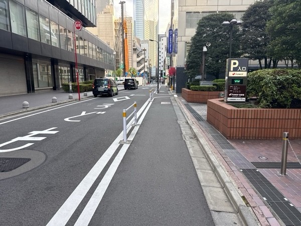J-POWERビル駐車場 の写真 1