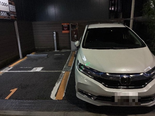 日本車庫アパホテル新橋御成門駐車場 の写真 2