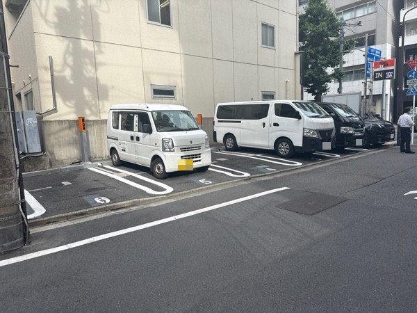 ナビパーク神田富山町第1駐車場 の写真 2
