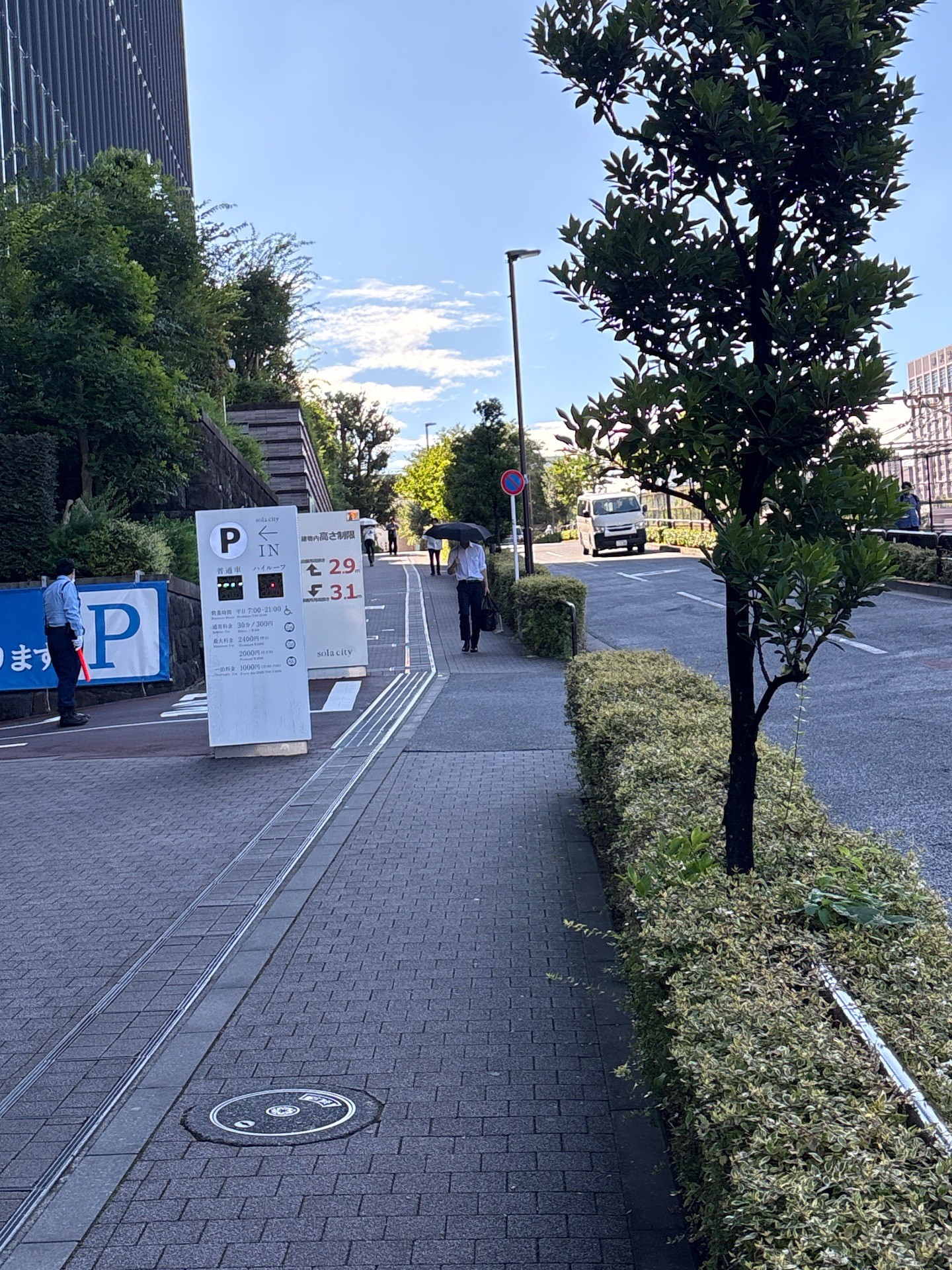 御茶ノ水ソラシティ駐車場 の写真 1