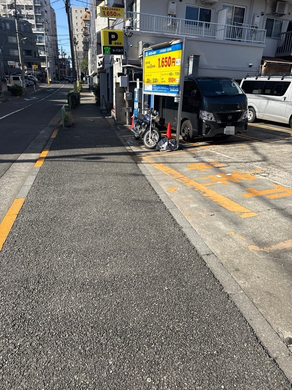 NTTル・パルク三軒茶屋第2駐車場 の写真 1