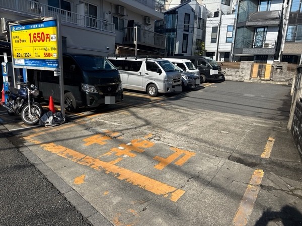 NTTル・パルク三軒茶屋第2駐車場 の写真 2
