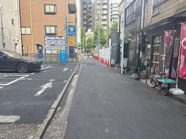 小田急パーキング 築地2丁目第1 の写真 1