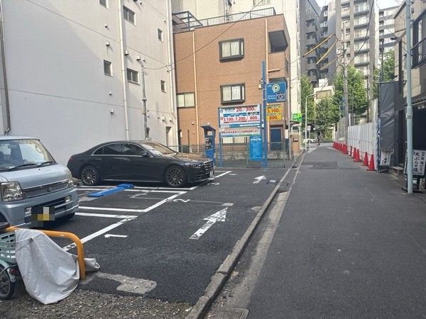 小田急パーキング 築地2丁目第1 の写真 2