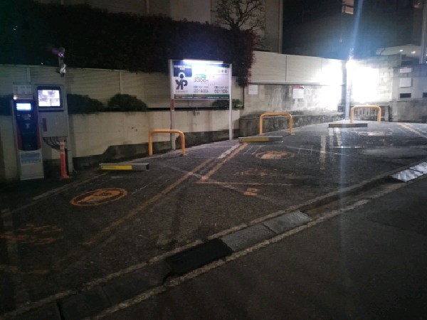 ユアー・パーキング西麻布3丁目駐車場 の写真 2