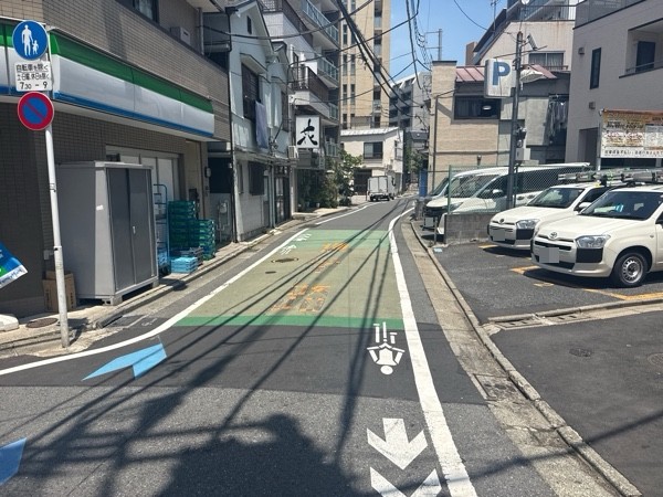 本間パーキング若葉 の写真 1