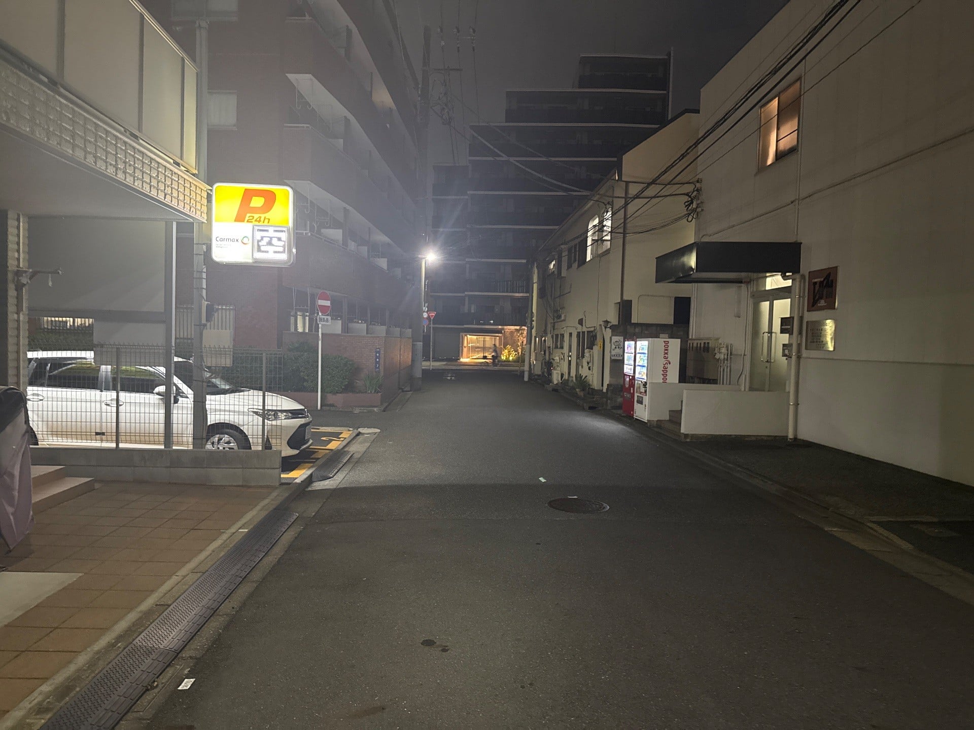 東洋カーマックス 冬木駐車場 の写真 1